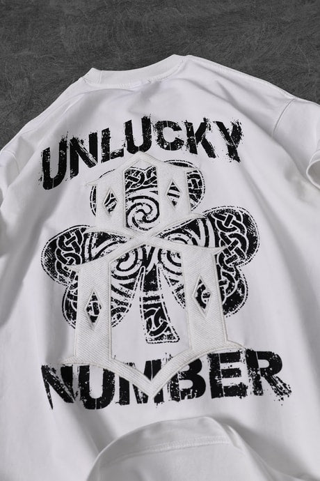"Men's White Unlucky Print Oversized T-shirt"